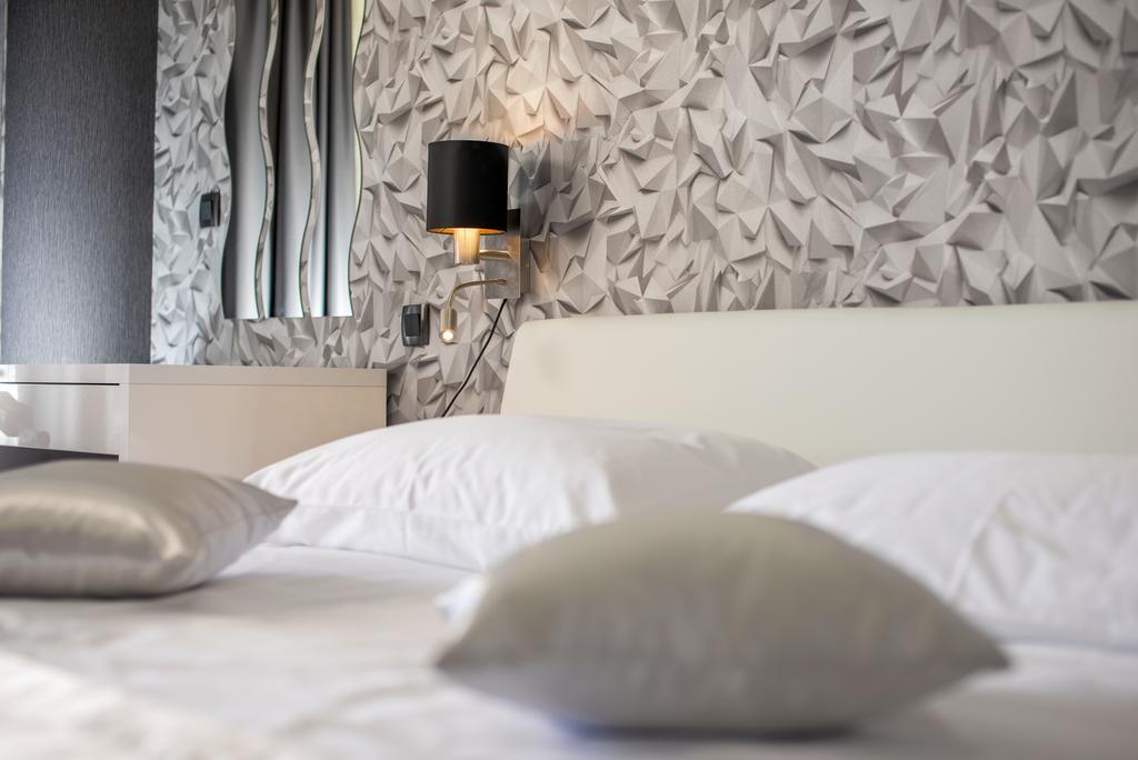 Luxury rooms "Seven" Stobreč Buitenkant foto
